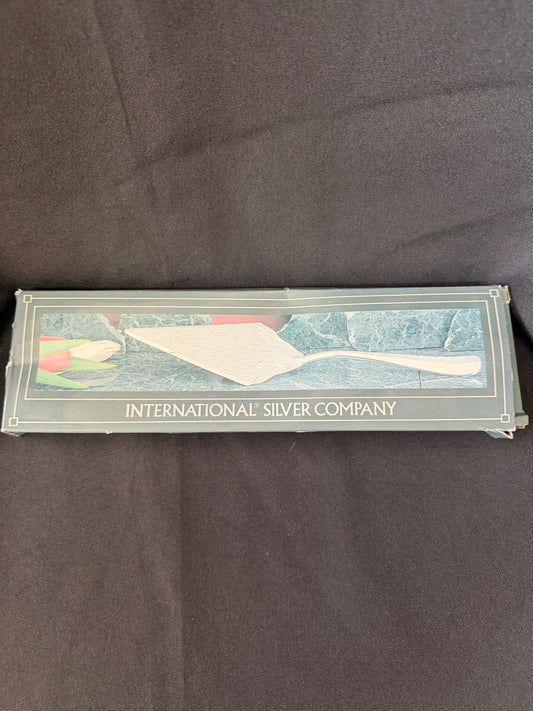 International Silver Company Silverplated Cake Server 11-1/4" No.99110697