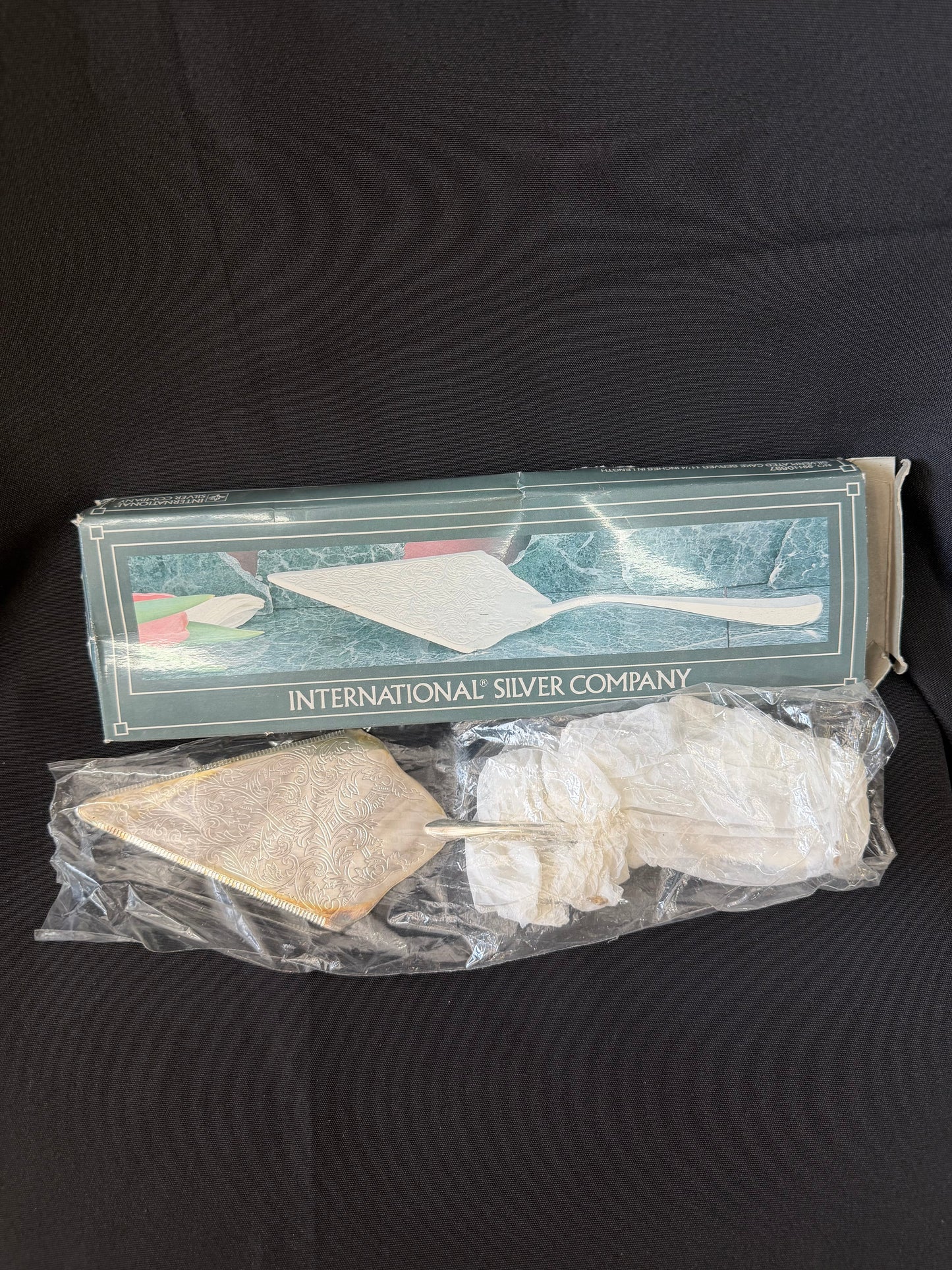 International Silver Company Silverplated Cake Server 11-1/4" No.99110697