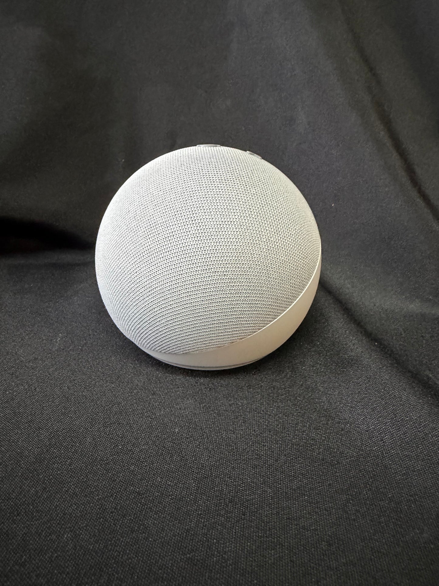 Echo Dot 4th Gen Smart Speaker – Glacier White