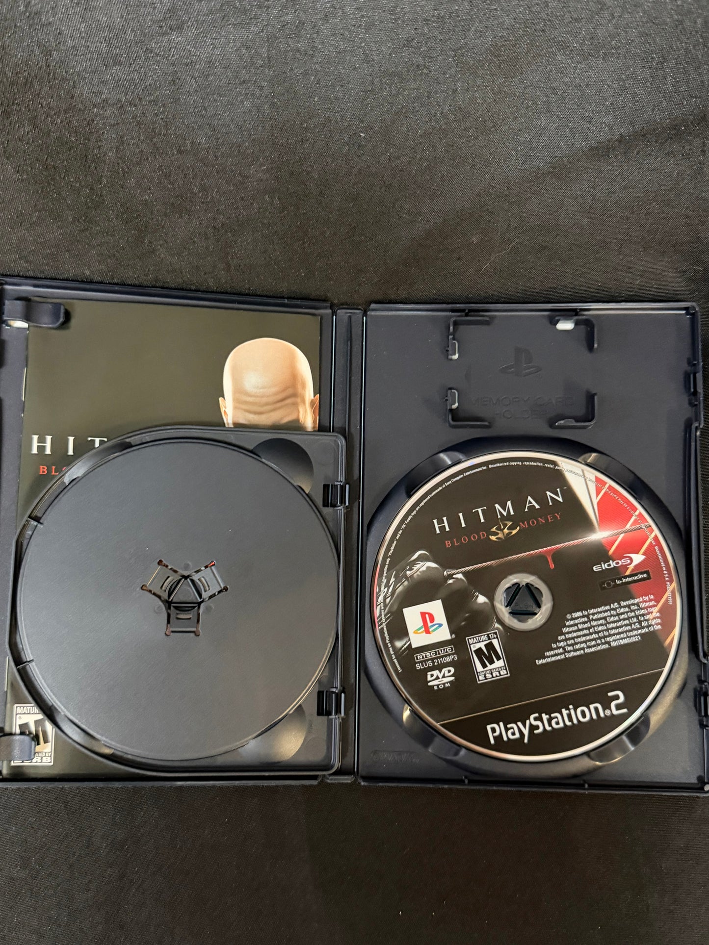 Hitman Trilogy — PlayStation 2 (PS2)