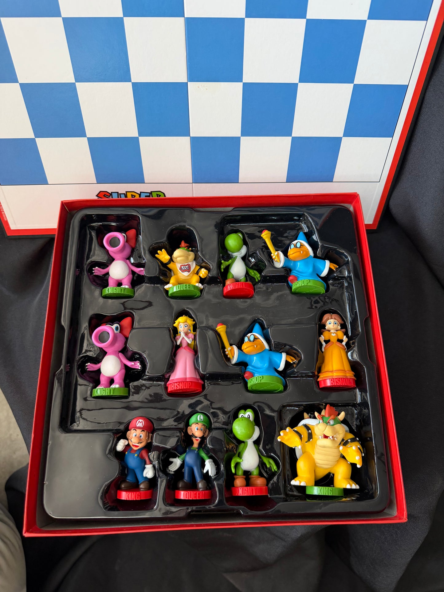 Super Mario Chess Set - Collector's Edition