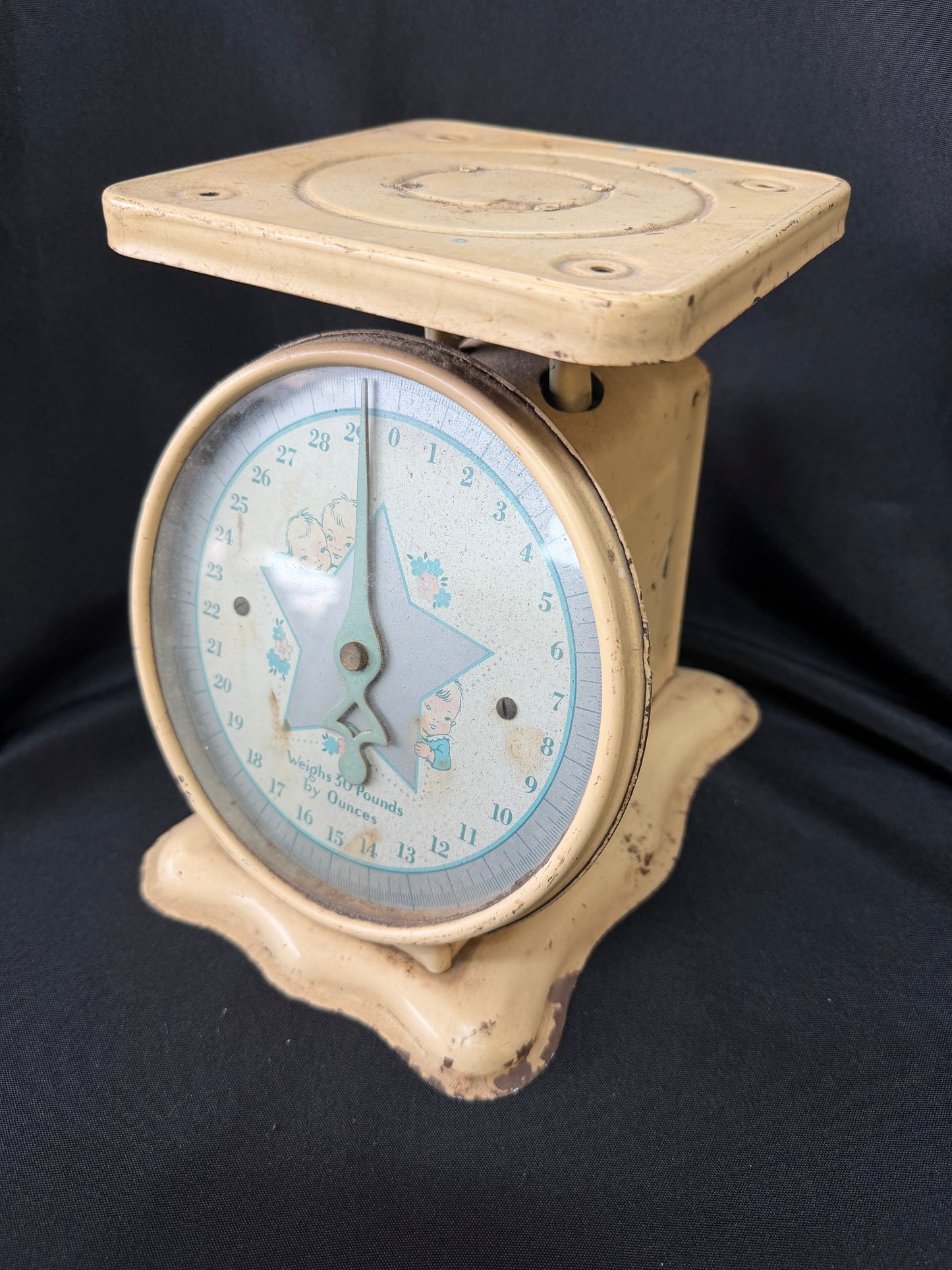 Vintage American Family Nursery Scale - 30lbs