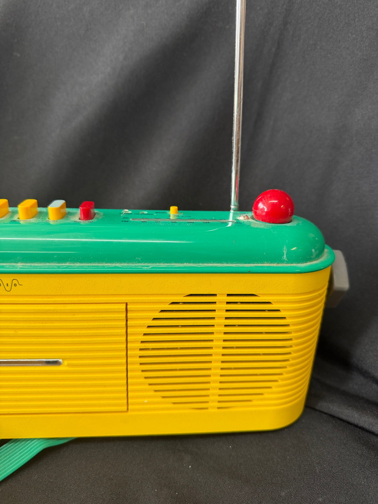 Sharp QT-V40 Stereo Radio Cassette Recorder Yellow Green AM/FM - Tested WORKS