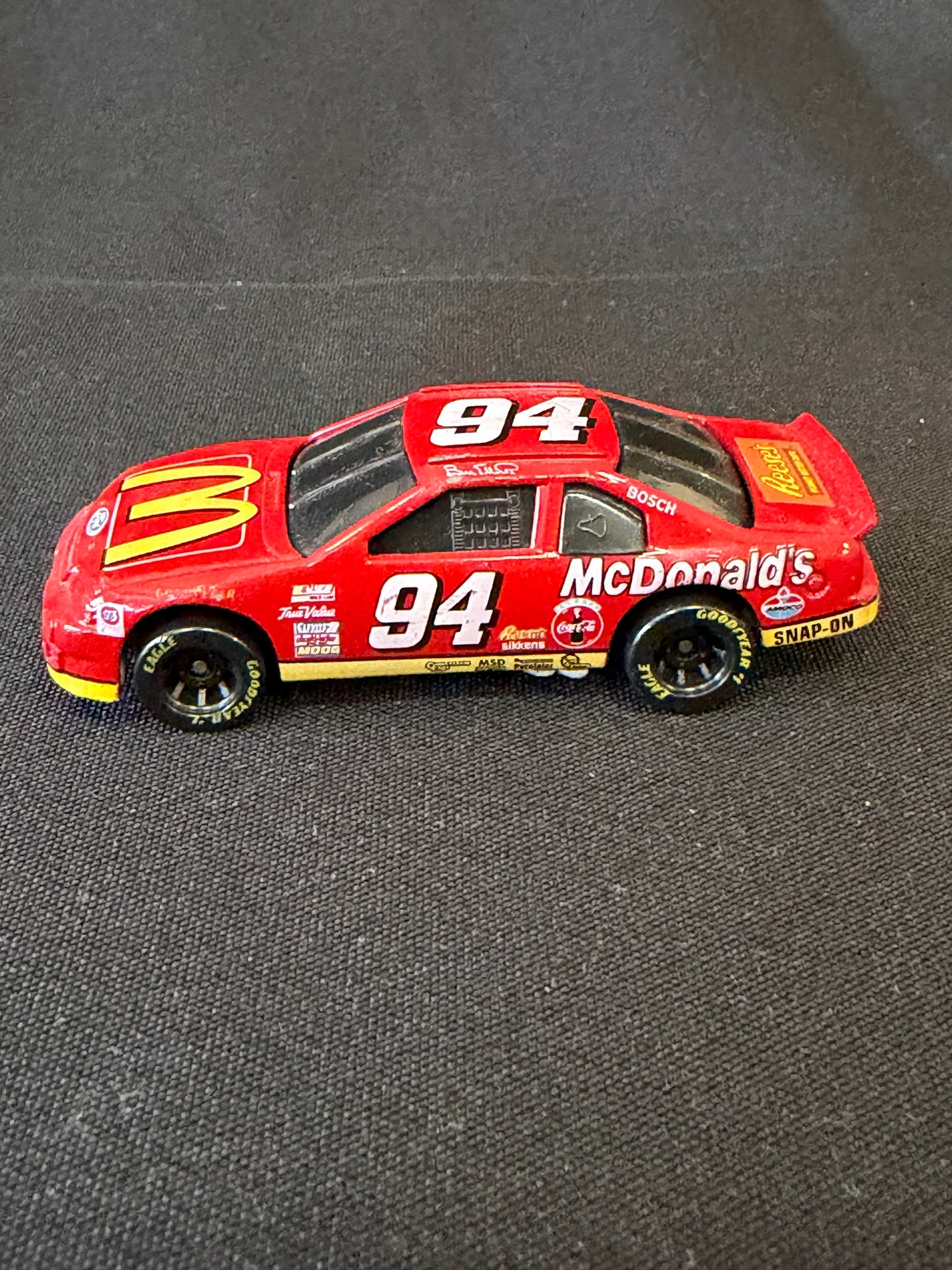 Racing Champions Die-Cast – Bill Elliott #94 McDonald’s Ford Thunderbird NASCAR