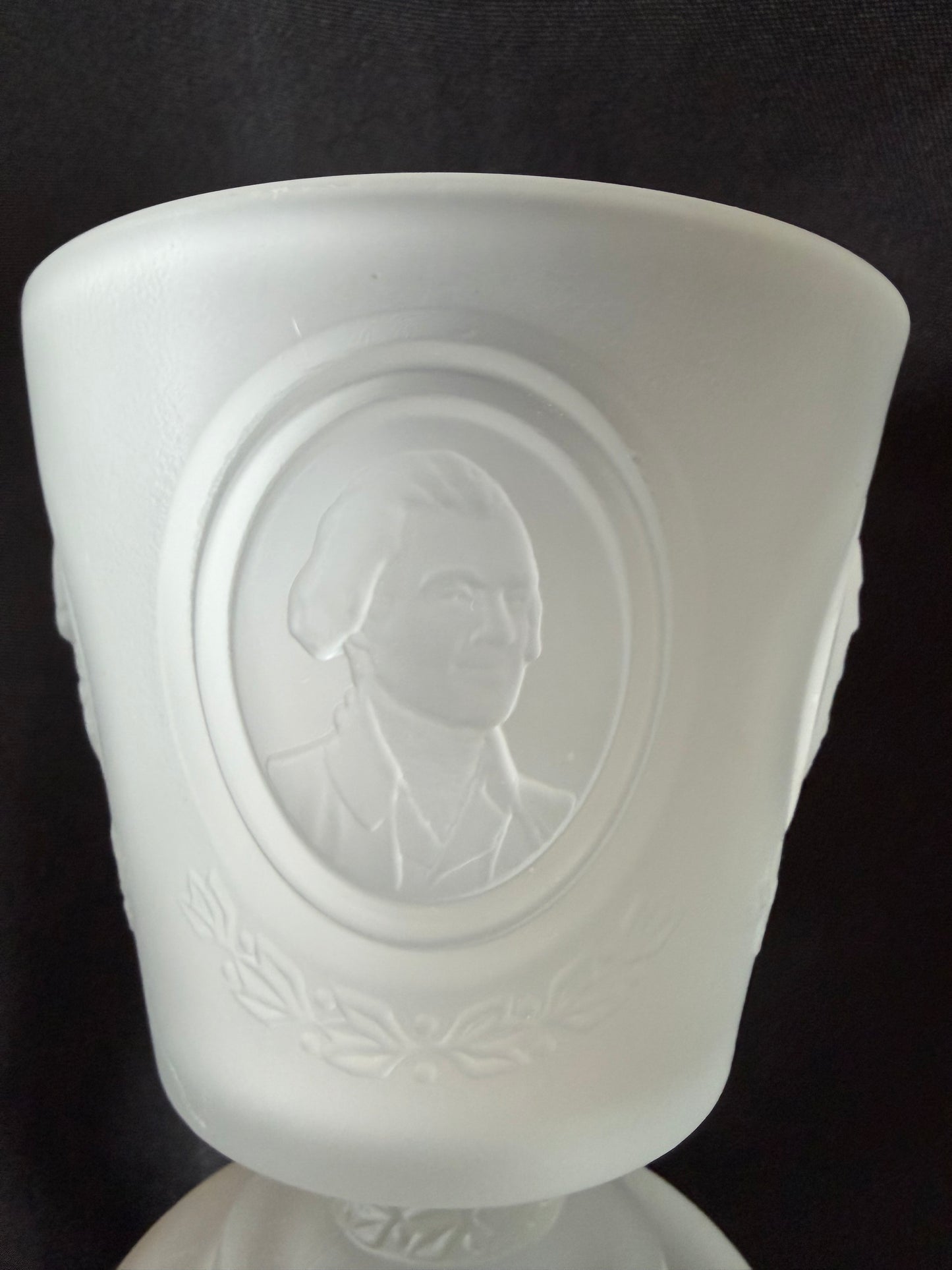 Fenton — 1976 Bicentennial Commemorative Frosted Lidded Candy Dish