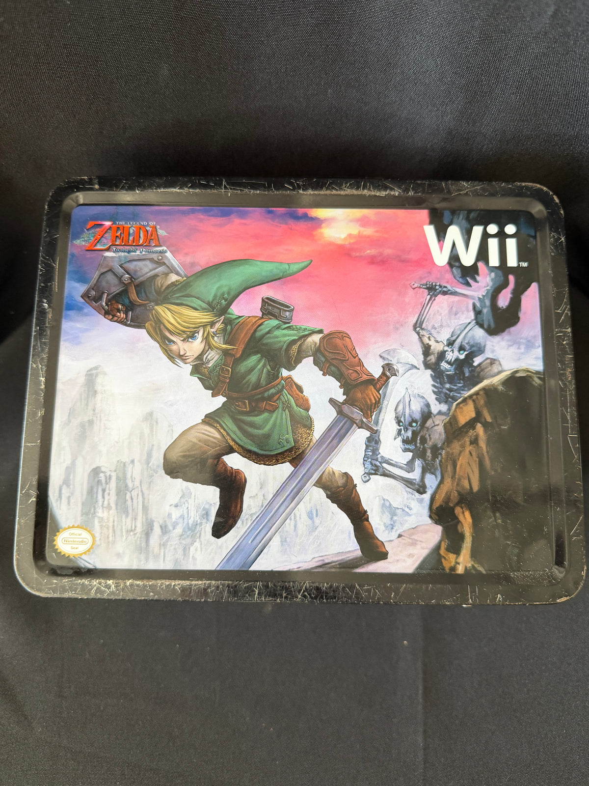2007 Tin Lunch Box — The Legend of Zelda: Twilight Princess (Wii)