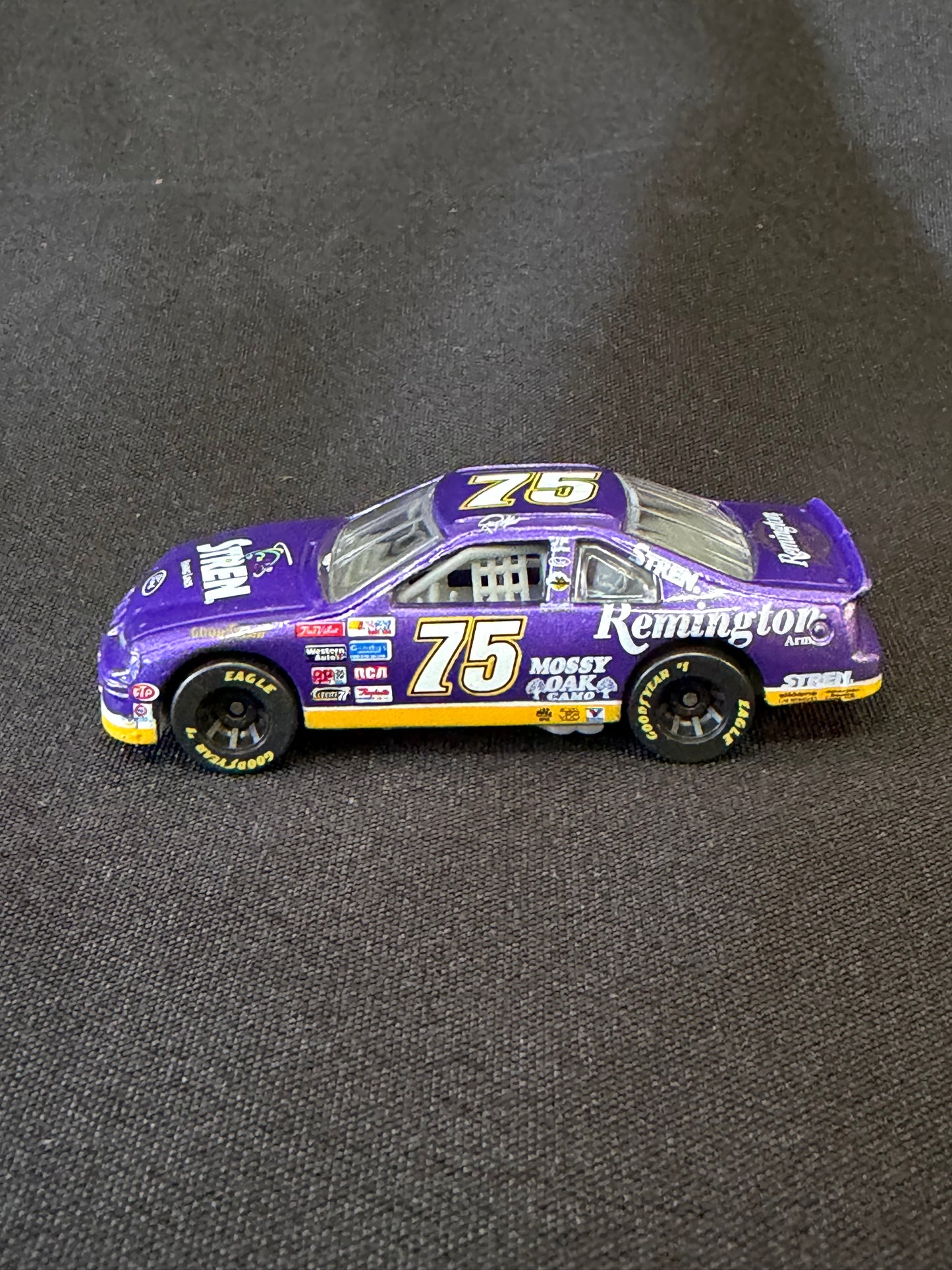 Racing Champions Die-Cast - Rick Mast #75 Remington NASCAR