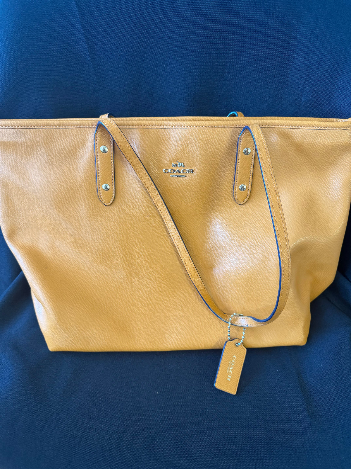 Coach Town Tote Pebbled Leather Bag, Large - Light Brown / Orange