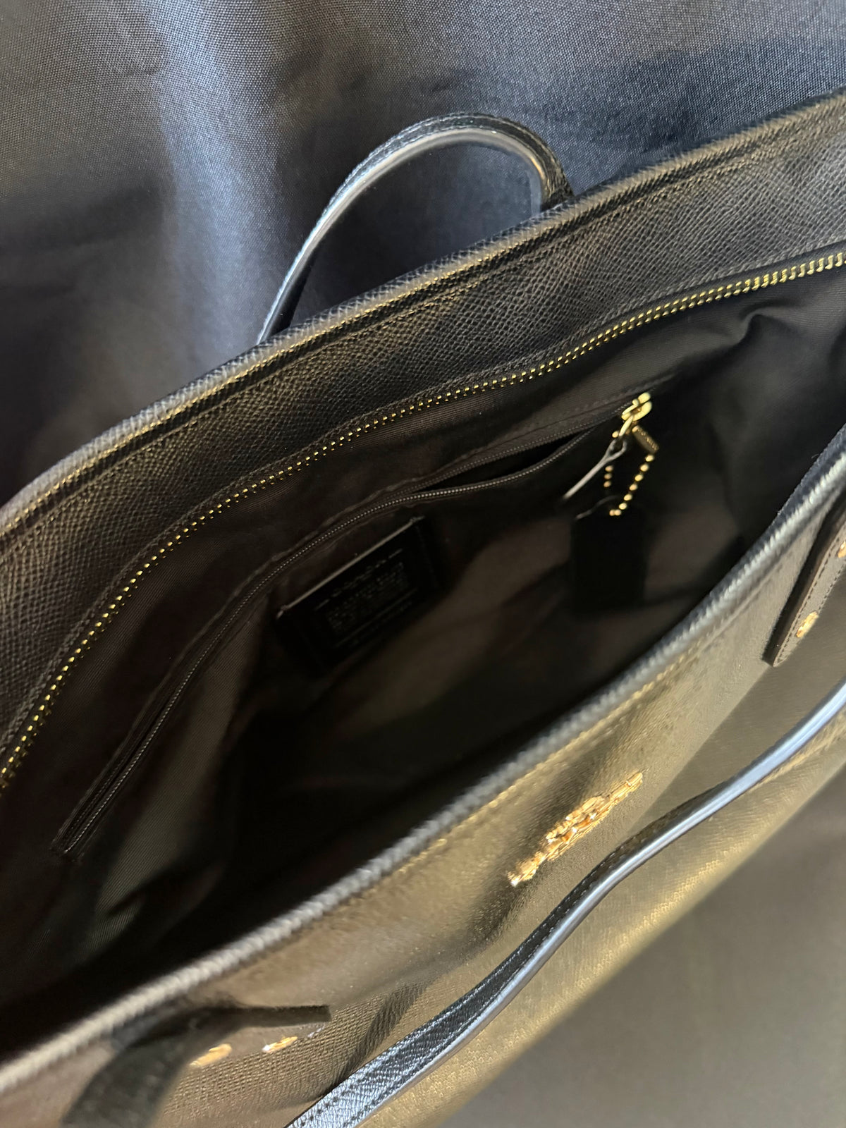 Coach F58846 — Black Leather City Zip Tote Shoulder Bag, Gold Hardware
