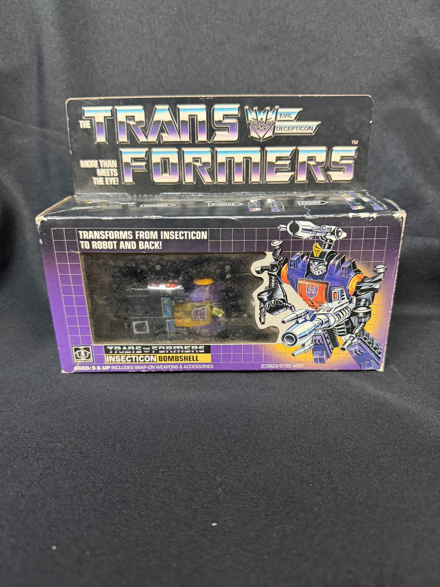 Vintage Transformers Generation 1 Insecticon Bombshell - Hasbro
